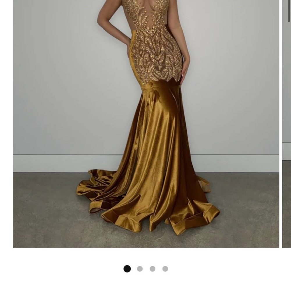 Elegant Gold Evening Gown